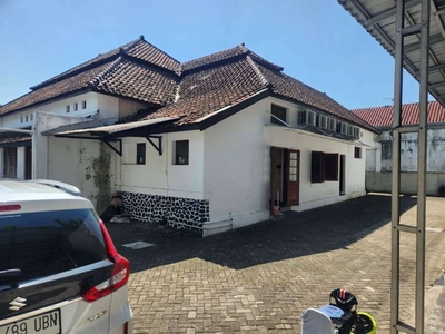 Sewa Rumah,Dikontrakan Rumah JL.Riau Mainroad Bandung
