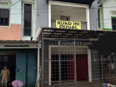 Disewa Ruko 3lt dikaliabang tengah pinggir jalan Bekasi utara