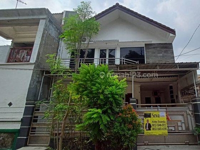 Disewakan Rumah 2 Lantai di Bendul Merisi Selatan Surabaya