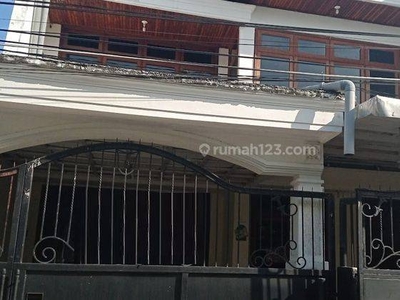 Disewakan Rumah 2 Lantai di Sutorejo Prima Utara Surabaya