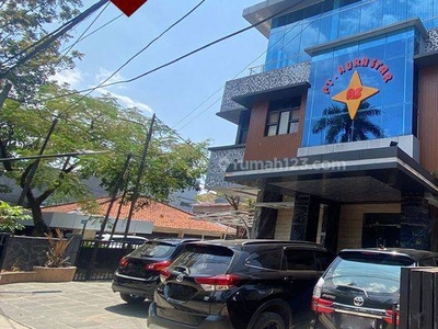 Gedung Jl. Maskumambang, Turangga, Lengkong, Kota Bandung