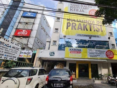 Gedung Komersil Cocok Untuk Segala Usaha di Pusat Kota Bandung