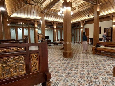 Rumah 2 Lantai Bagus Semi Furnished di Rempoa, Tangerang