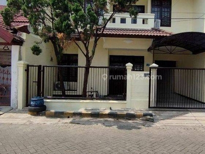 RUMAH 2 Lt DARMO PERMAI UTARA ada 3 UNIT AC