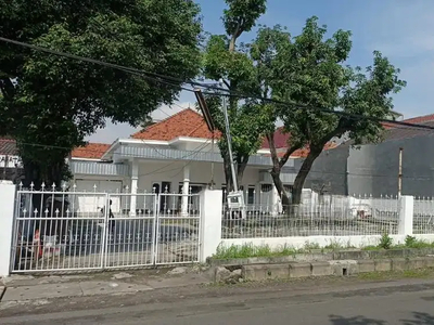 Dijual Rumah Usaha Komersial Pusat Kota Surabaya (2652)