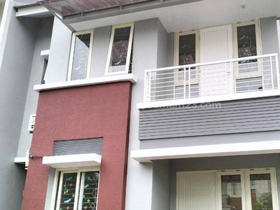 Rumah 2 Lantai Bagus, Siap Huni di The Green Blossom Bsd City