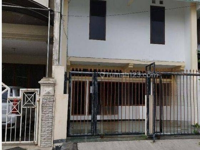 Rumah Darmo Indah 2 Lt Disewakan 50 Juta