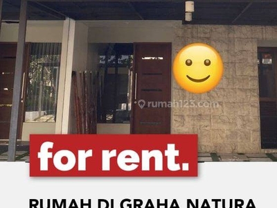 Rumah Di Graha Natura Surabaya Barat