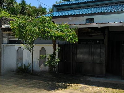 Dijual Dijual rumah lama di Jl Bukit Cinere - Gandul - Depok