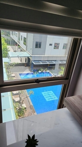 Disewakan Apartemen 2 BR View Kolam Renang di Hegarmanah Residence Bandung, Luas 68 m², 2 KT, Harga Rp170 Juta per Bulan | Pinhome
