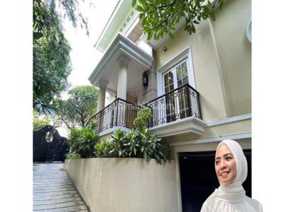 For Rent American Classic House At Senayan South Jakarta