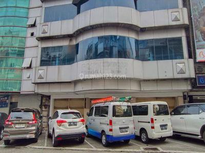 Mini Building 4 Lantai, Siap Pakai Lokasi Strategis di Kawasan Perkantoran Kebayoran Baru, Jakarta Selatan