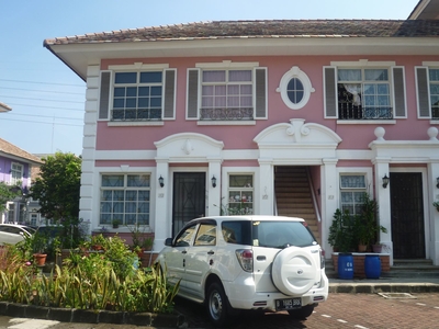 Dijual Dijual Townhouse Taman Paris Lantai 2- Lippo Karawaci