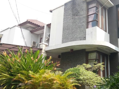 Disewa Rumah Bagus Furnished Diarea Bintaro Jaya Sektor 5, Akses