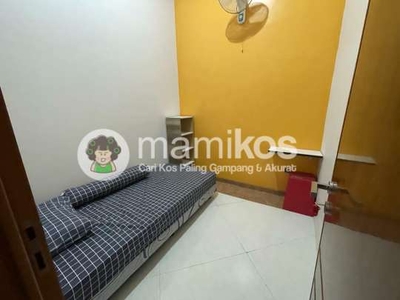 Kost Alma Muslimah 1 Jambangan Surabaya