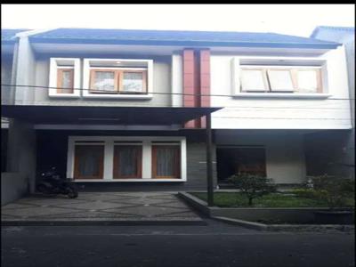 Jualdi Rumah minimalis dalam Cluster di Gegerkalong Setiabudi bandung