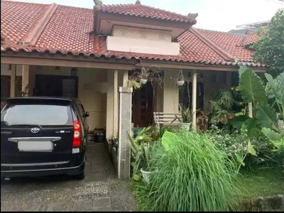 Dijual rumah di Cirendeu dekat ke MRT