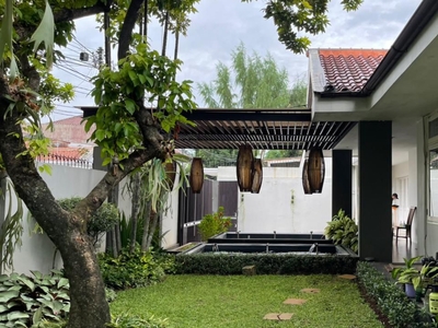 Disewa Rumah Bagus dan Mewah 2 Lantai Di Mampang Prapatan, Jakart