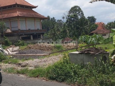 For lease commercial roadside land of 1,300m² in Ubud Centre, Bali