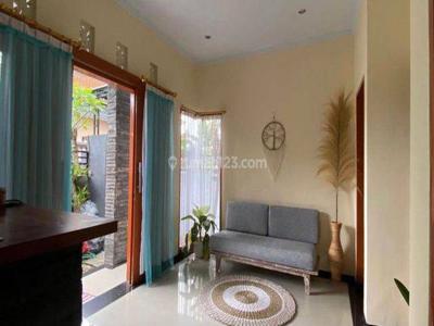 A Townhouse 2 Bedroom In Bona, Near Gianyar City For Rent