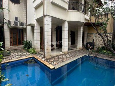 Gated Komplek di Permata Hijau 2 Lantai Private Pool Lokasitenang