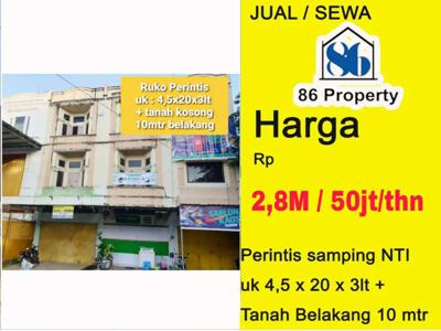 Turun harga ruko 3 lantai + kelebihan tanah perintis kemerdekaan