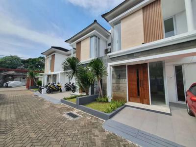 Rumah baru 2 lantai Ready di Kranggan Bekasi