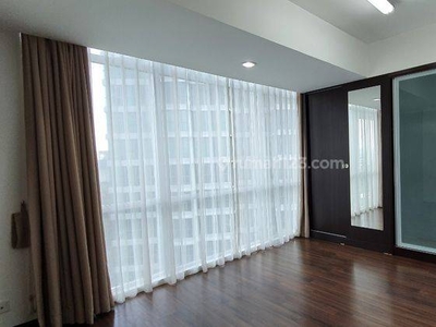 Apartment Kemang Village 3 BR Cosmopolitan Tower For Sale