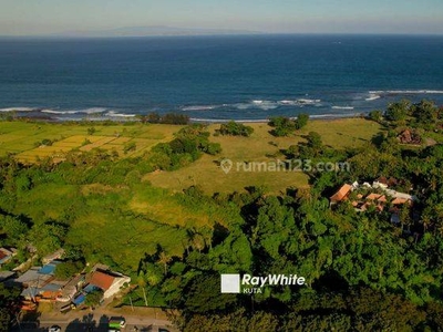 Langka Tanah Kavling Cocok Untuk Villa di Depan Pantai Saba, Bali
