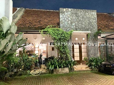 Rumah Bagus Cocok Buat Hunian Atau Usaha Dijalan Utama Kebayoran Baru