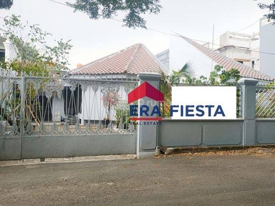 Rumah Hitung Tanah di Joglo, Jakarta Barat