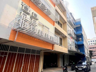 Rumah kost Harmoni di Jalan Hasyim Ashari 5 Lantai HGB Timur
