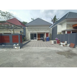 Dijual Rumah LT145 LB85 2 Lantai 3KT 2KM Lokasi Strategis - Sleman Yogyakarta