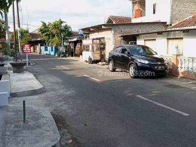 Tanah Tepi Aspal Kodya Jogja di Umbulharjo, Dekat Xt Square