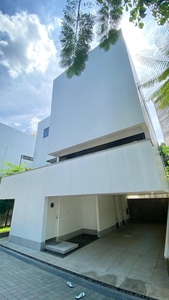 Dijual Brand New House Modern Minimalist in A Compound Kemang Amp