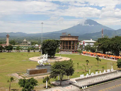 Dekat Alun-alun, Tanah Magelang Kota, Dalam Perumahan: Akses papasan