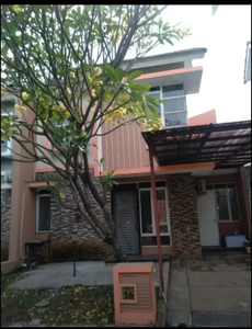 Di jual cepat rumah minimalis di geloxenia Metland Transyogi