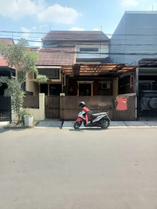 Dijual cepat rumah di komplek elit Antapani