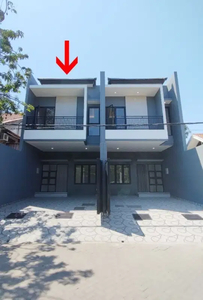 DIJUAL RUMAH 2LANTAI BARU MEDOKAN ASRI UTARA SURABAYA