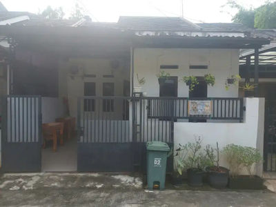 Dijual Rumah Asri di Jalan Kalimulya Cilodong Depok
