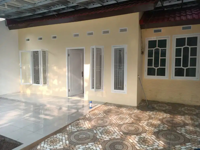 Dijual Rumah di Dukuh Zamrud Baru renovasi , Mustika Jaya, Bekasi