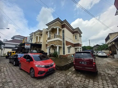 dijual rumah di Modern Regency Celentang