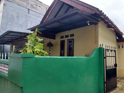 Dijual Rumah Induk dan Kontrakan 8 Pintu Lokasi Strategis dekat UIN Jakarta, Ciputat