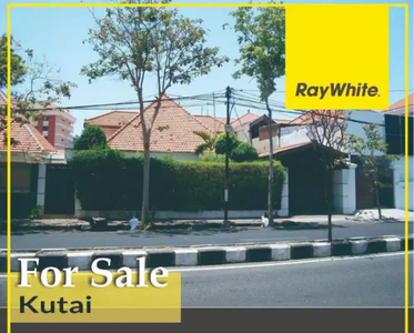 *TURUN HARGA* dijual cepat rumah strategis di pusat kota.