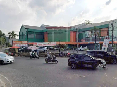 Dijual Tanah dan Bangunan eks Hypermarket diCiputat Tangerrang Selatan