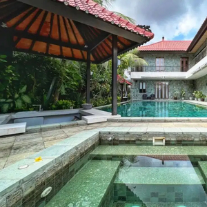 Dijual villa luxury lokasi Kawasan elite di Jimbaran Bali
