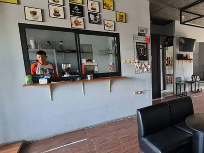 Disewakan atau Kerjasama Bangunan Bimbel Cafe Space Working Jakarta