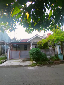 Disewakan Rumah 3 Kamar Tidur Luas 91m2 di Prima Harapan Regency