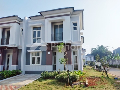 Disewakan Rumah Baru Hook Fully Furnished di Visana At The Savia, Nusa Loka, BSD Rp68 Juta/tahun | Pinhome