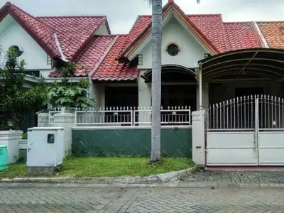 Disewakan Rumah Semi Furnish Di Taman Gapura Citraland KT